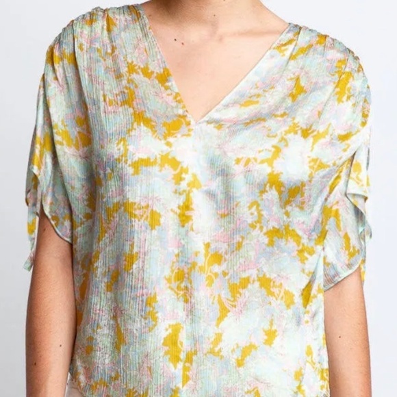 🅽🅴🆆 Vince Lotus Ruched Dolman Sleeve Silk Floral Short-Sleeve Blouse, M - Picture 4 of 17